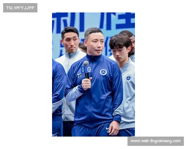 陈涛技术流中场遭遇高强度逼抢 新鹏城防守体系暴露结构性漏洞